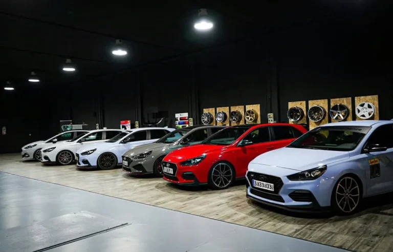 Coches con las lunas tintadas con láminas XPEL