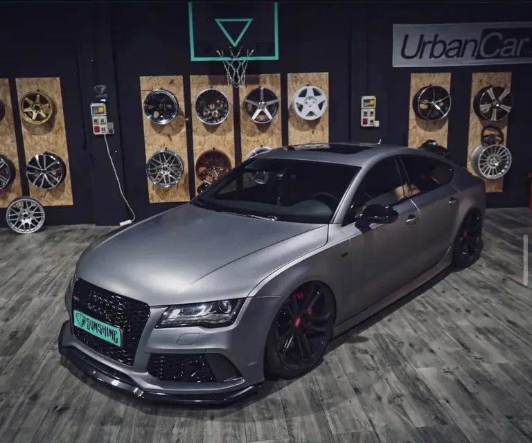 Audi gris con tintado de lunas XPEL