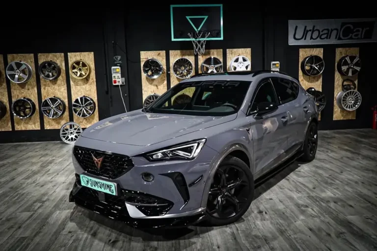 Cupra Formentor con las lunas traseras tintadas